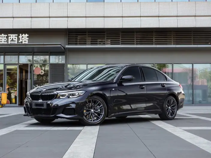 BMW 3 Series 2022 Model 330i M Sports Night Set
