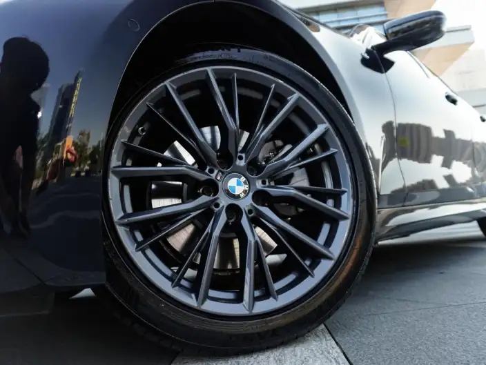 BMW 3 Series 2022 Model 330i M Sports Night Set – фото 8