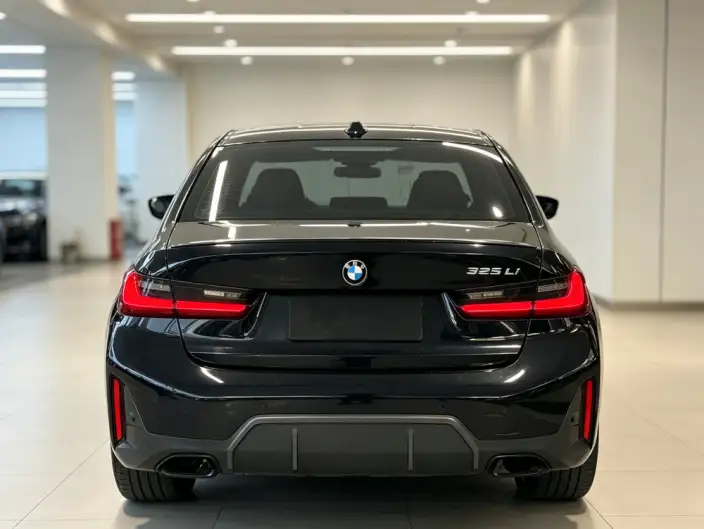 BMW 3 Series 2023 Model 325Li M Sports Night Set