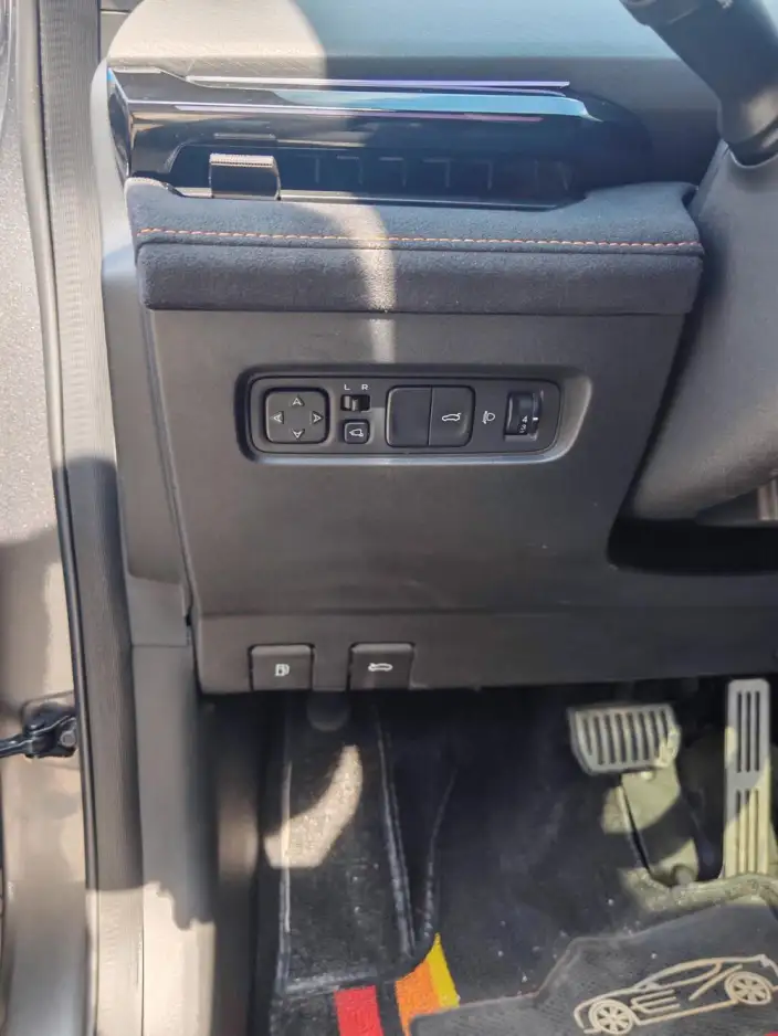 Changan UNI-V 2022 Model 1.5T Sports Edition – фото 9
