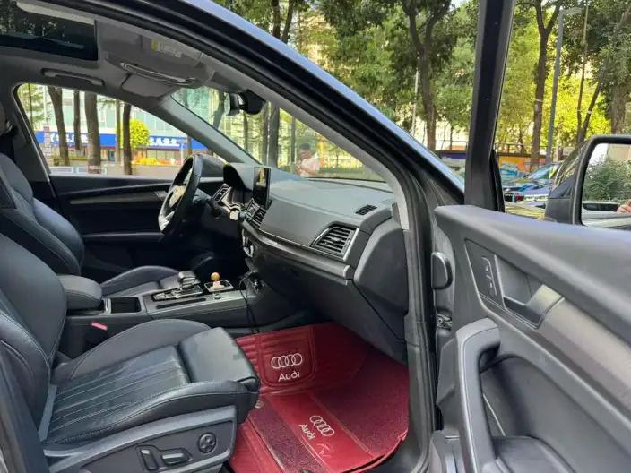 Audi Q5L 2021 Model 40 TFSI Luxury Dynamic Model – фото 8