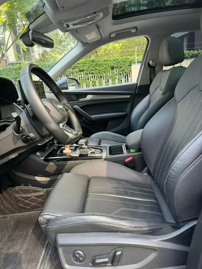 Audi Q5L 2021 Model 40 TFSI Luxury Dynamic Model – фото 9