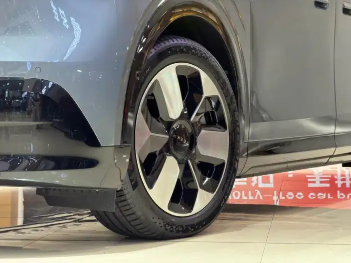 ZEEKR MIX 2025 Model 76kWh Smart Driving Edition – фото 8