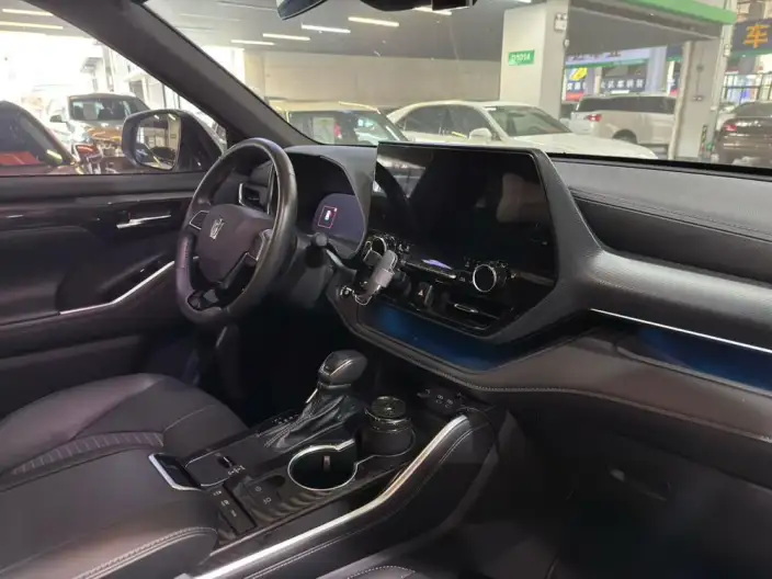 Crown Kluger 2023 Model Intelligent Hybrid 2.5L E-CVT 4WD Premium Edition – фото 7