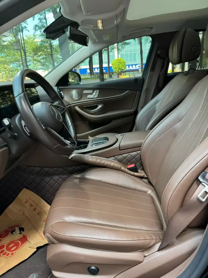 Mercedes-Benz E-Class 2023 Model E 300 L Luxury Model sedan – фото 9