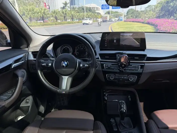 BMW X2 2023 Model sDrive25i M Sports Night Edition – фото 10
