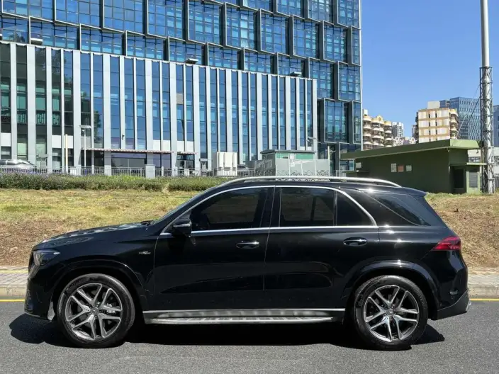 Mercedes-Benz GLE AMG 2024 Model AMG GLE 53 4MATIC+ – фото 4