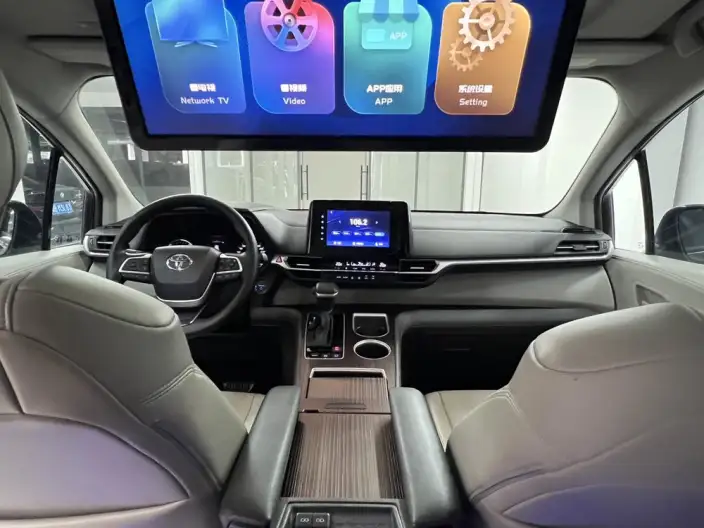 Toyota Sienna 2021 Model 2.5L Hybrid Comfort Edition – фото 9