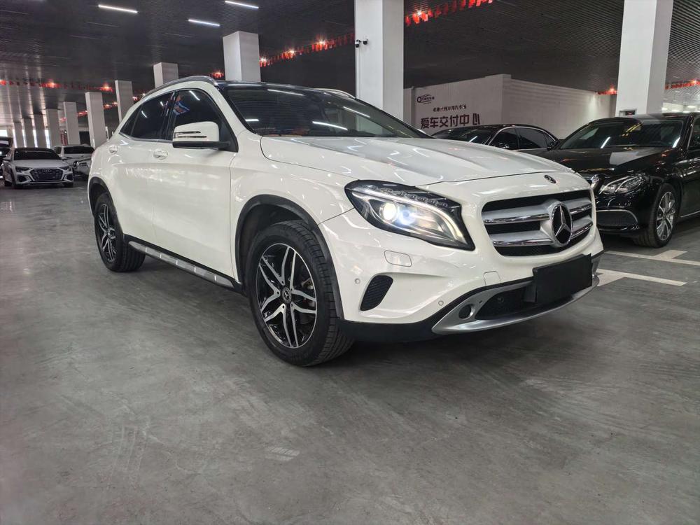 Mercedes-Benz GLA 2016 GLA 200 Style – фото 3