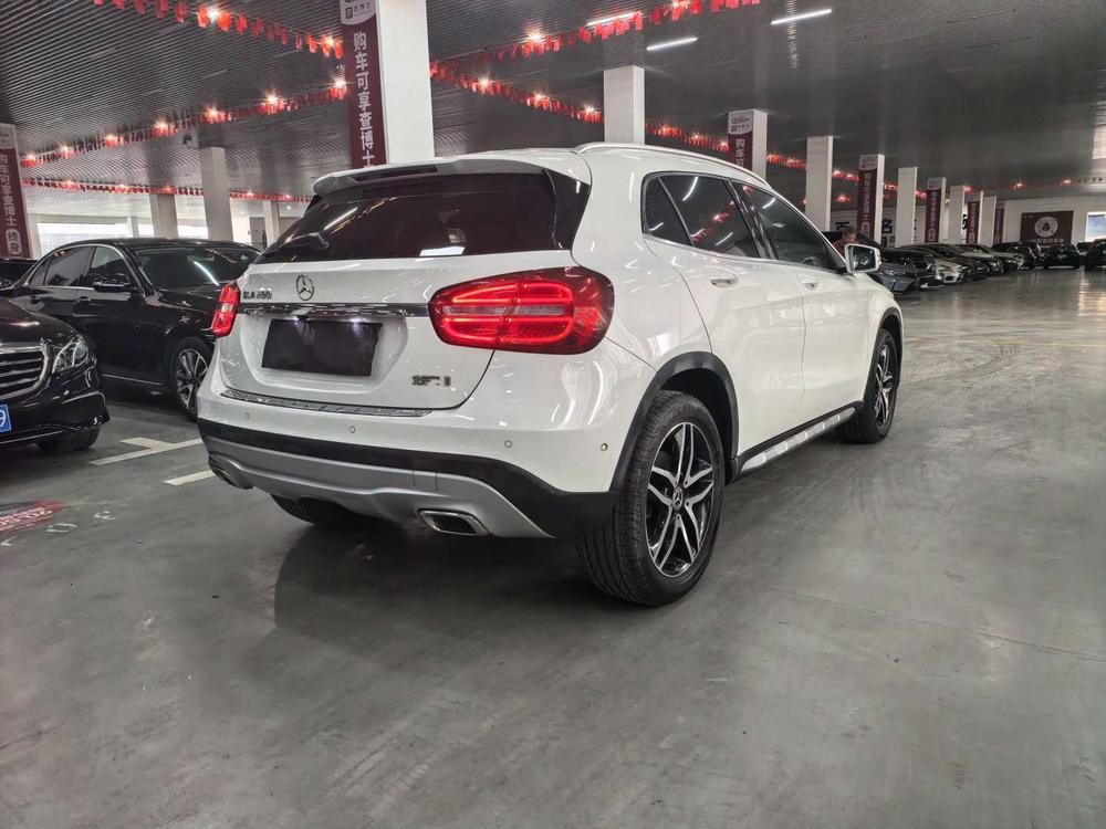 Mercedes-Benz GLA 2016 GLA 200 Style – фото 6