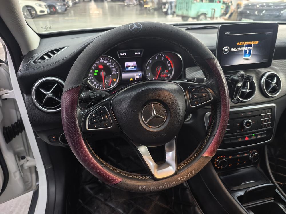 Mercedes-Benz GLA 2016 GLA 200 Style – фото 16