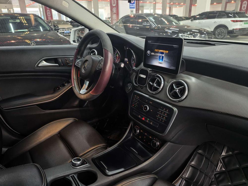 Mercedes-Benz GLA 2016 GLA 200 Style – фото 17