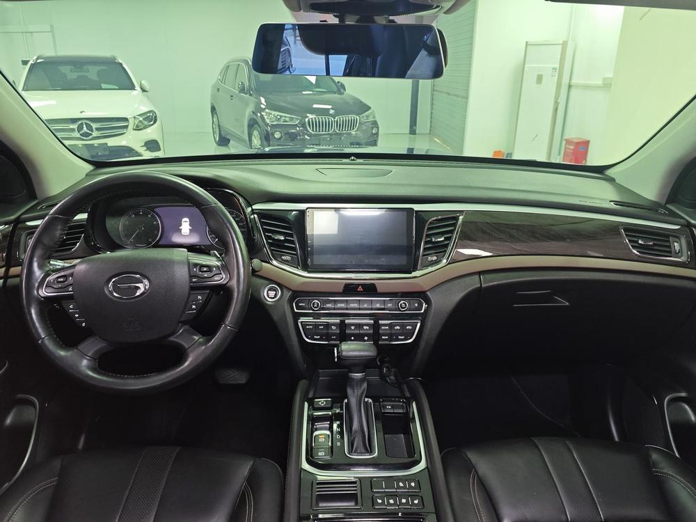 GAC Trumpchi GS8 2017 модификация 320T 2WD Premium Edition 7 seat – фото 12