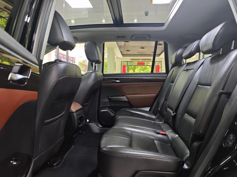 GAC Trumpchi GS8 2017 модификация 320T 2WD Premium Edition 7 seat – фото 17