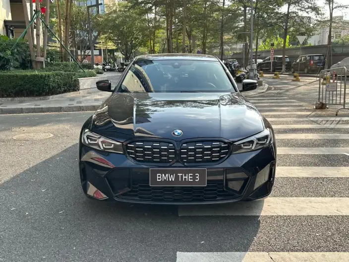 BMW 3 Series 2023 Model 325Li M Sports Night Set – фото 2