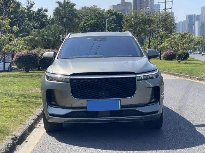 Li Auto ONE 2021 Model Extended Range 6 seat Edition – фото 2