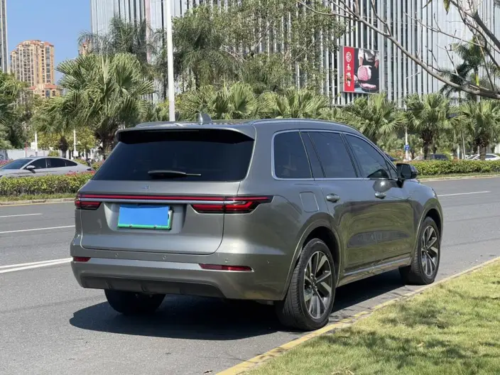 Li Auto ONE 2021 Model Extended Range 6 seat Edition – фото 6