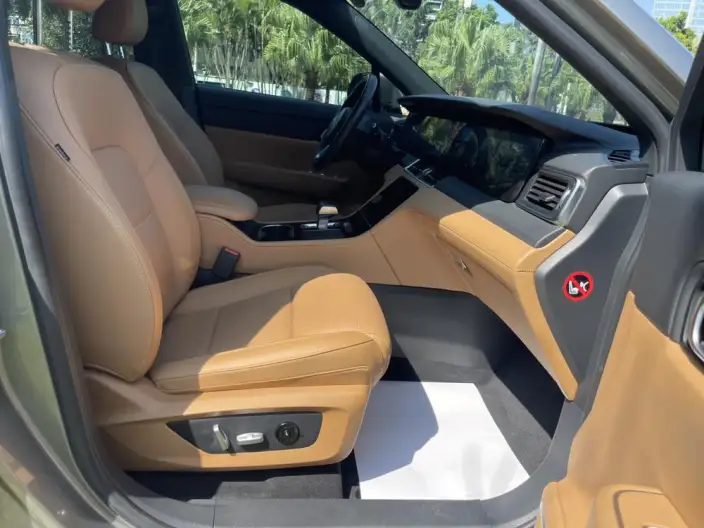 Li Auto ONE 2021 Model Extended Range 6 seat Edition – фото 10