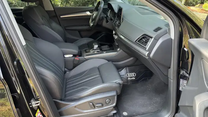 Audi Q5L 2022 Model Facelift 45T Luxury Dynamic Model – фото 9