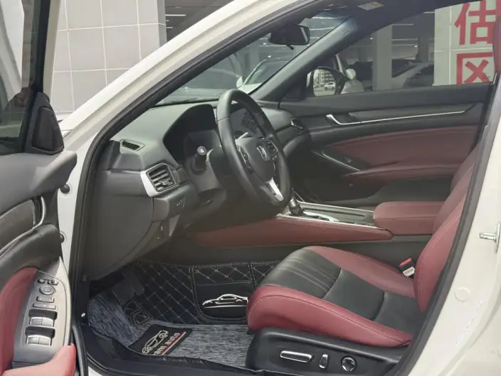Honda INSPIRE 2022 Model 260TURBO Jingyue Edition – фото 8