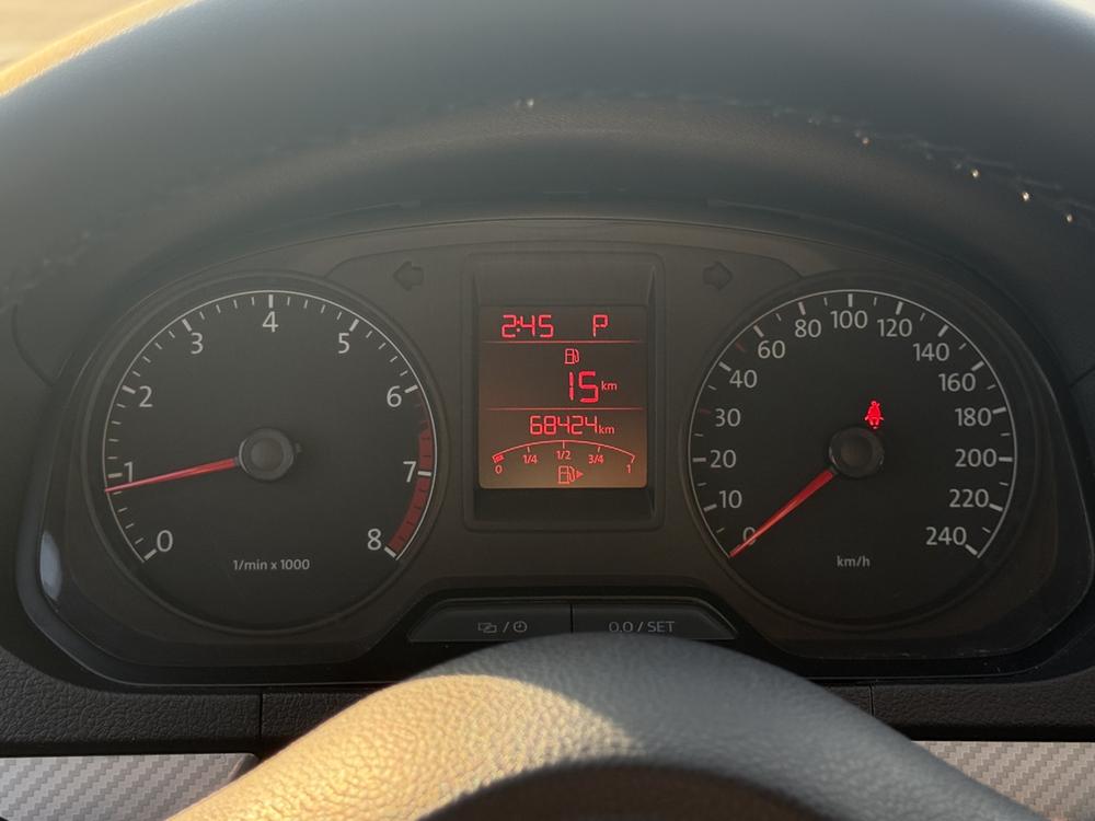 Volkswagen Jetta 2015 модификация 1.6L Automatic Luxury – фото 8