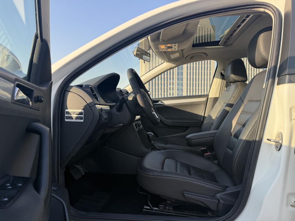 Volkswagen Jetta 2015 модификация 1.6L Automatic Luxury – фото 10