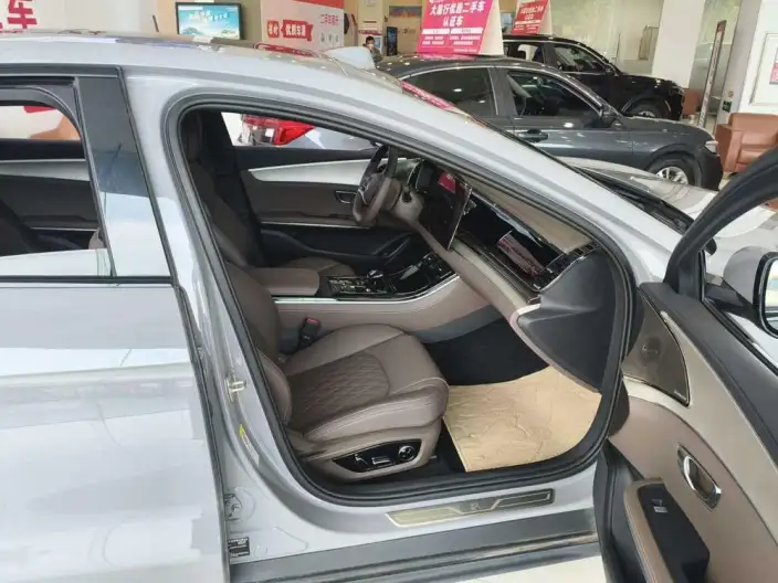 BYD Han DM 2025 Model Smart Driving Edition DM-i 125KM Zunrong Model – фото 6