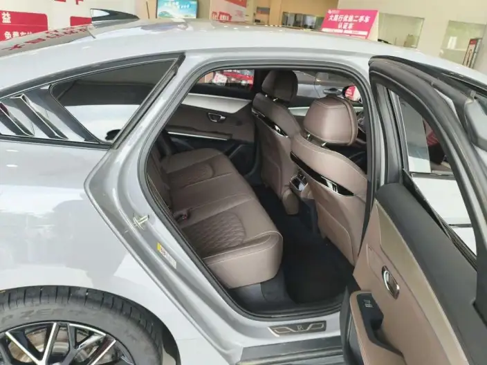 BYD Han DM 2025 Model Smart Driving Edition DM-i 125KM Zunrong Model – фото 9