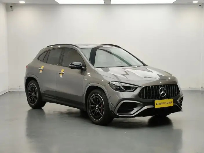 Mercedes-Benz GLA AMG 2024 Model AMG GLA 35 4MATIC – фото 3