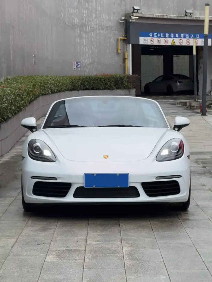Porsche 718 2023 Model Boxster 2.0T – фото 2