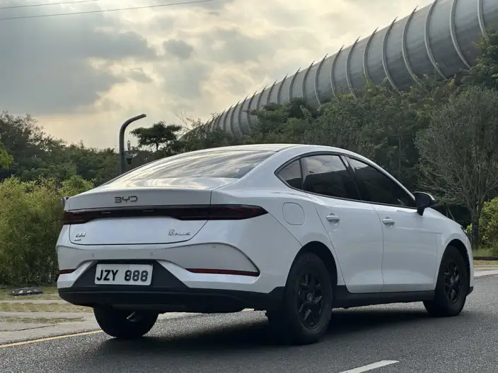 BYD Qin PLUS DM 2025 Model Smart Driving Edition DM-i 55KM Leading Model – фото 7