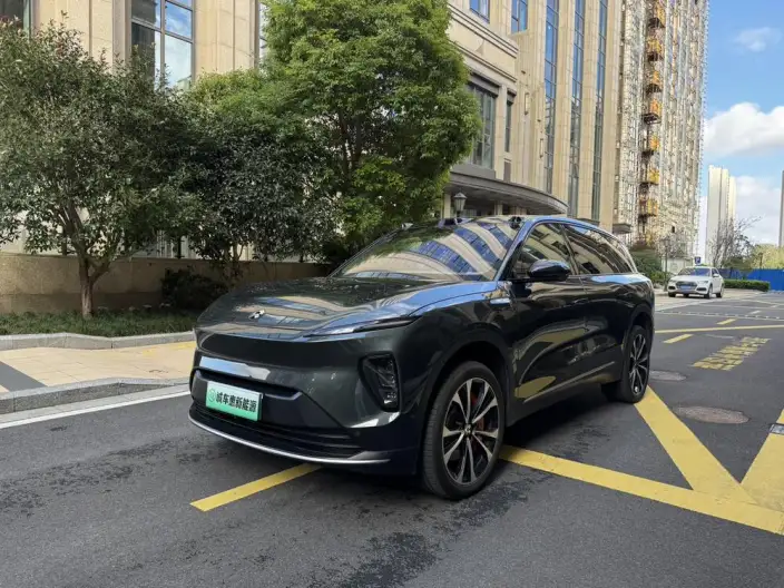 NIO ES8 2023 Model 100kWh Signature Edition – фото 1