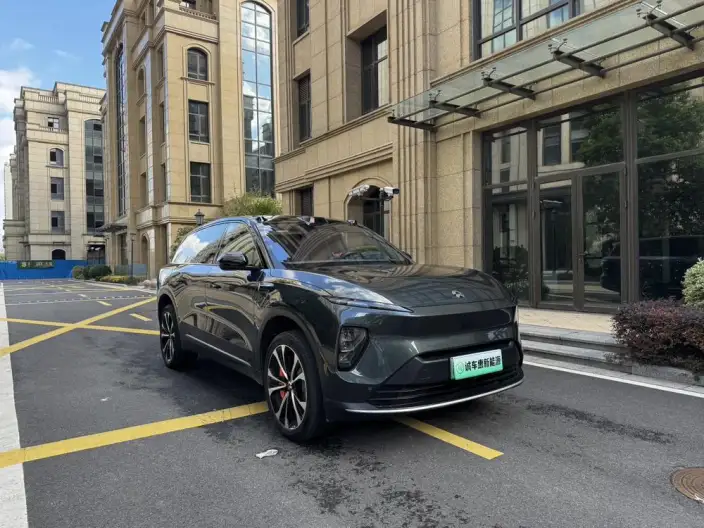 NIO ES8 2023 Model 100kWh Signature Edition – фото 3