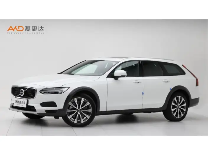 Volvo V90 2022 Model Cross Country B5 AWD Zhiyuan Edition – фото 1