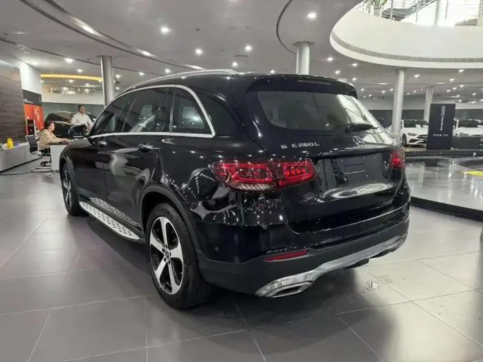 Mercedes-Benz GLC 2022 Model Facelift GLC 260 L 4MATIC Dynamic Model – фото 4
