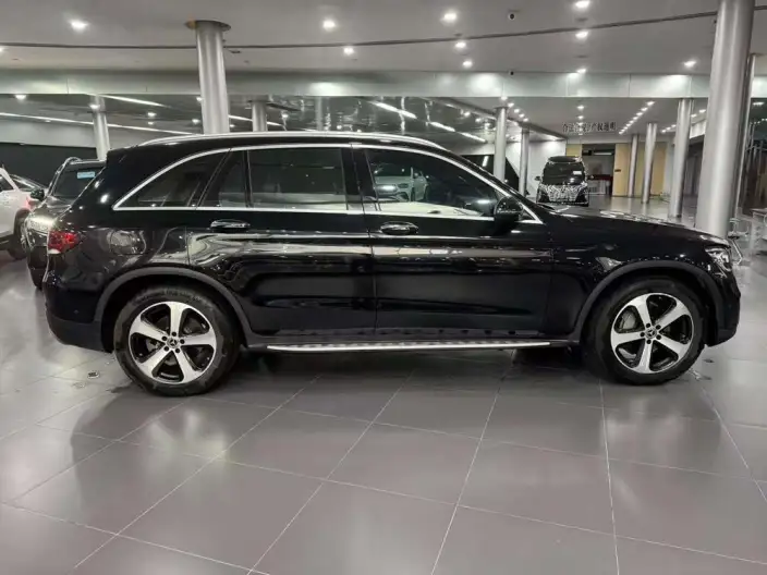 Mercedes-Benz GLC 2022 Model Facelift GLC 260 L 4MATIC Dynamic Model – фото 7