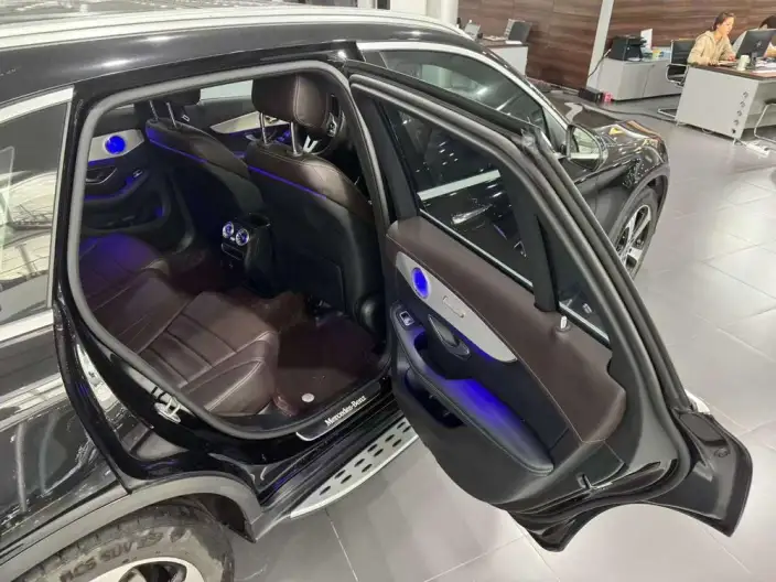 Mercedes-Benz GLC 2022 Model Facelift GLC 260 L 4MATIC Dynamic Model – фото 9