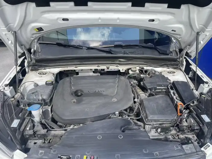 Volvo XC40 2024 Model B3 Smart Range Deluxe Edition – фото 8
