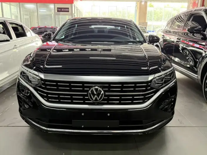 Volkswagen Passat 2022 Model 380TSI Ultimate Edition – фото 2