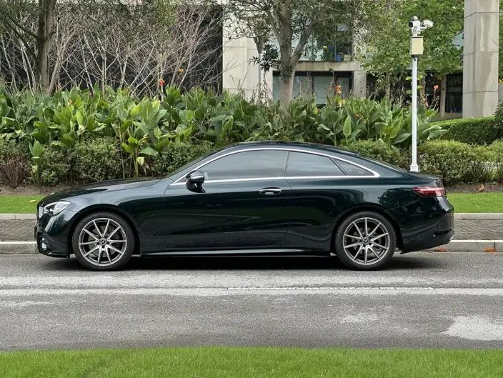 Mercedes-Benz E-Class Imported 2023 Model E 260 Coupe – фото 4