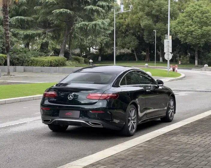 Mercedes-Benz E-Class Imported 2023 Model E 260 Coupe – фото 7