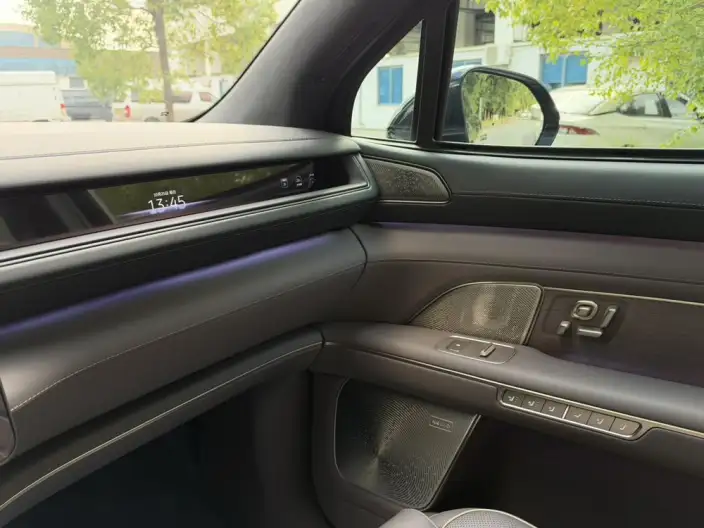NIO ES8 2026 Model VI seat Executive Deluxe Edition – фото 10