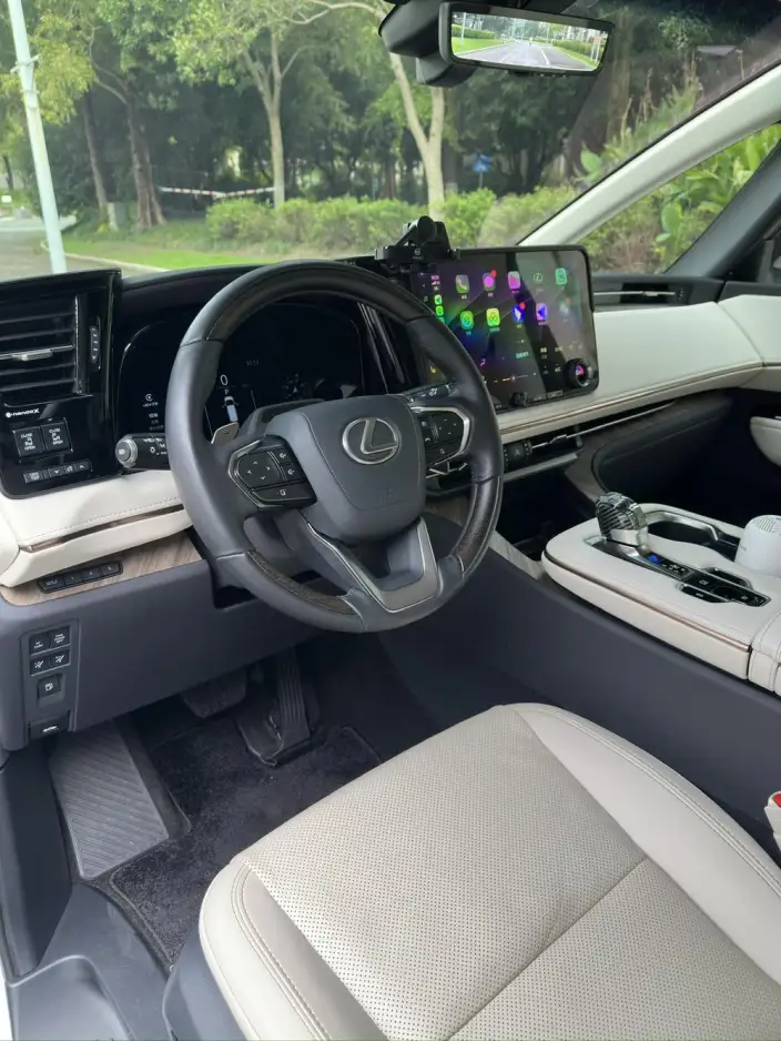 Lexus LM 2023 Model 500h DIRECT4 VI seat Respect Edition – фото 9