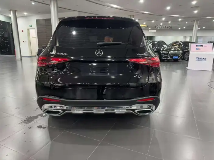 Mercedes-Benz GLC 2025 Model GLC 300 L 4MATIC Dynamic Model 5 seat – фото 6