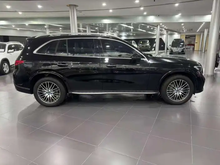 Mercedes-Benz GLC 2025 Model GLC 300 L 4MATIC Dynamic Model 5 seat – фото 7