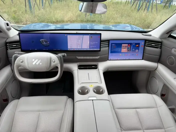 IM LS6 2026 Model EV Max – фото 8