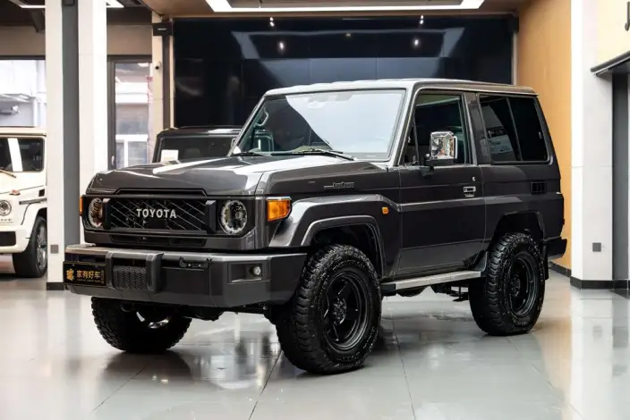 Rand Coolouse 70 2025 Model 2.8T Automatic 4WD 5 seat Parallel Imported – фото 1
