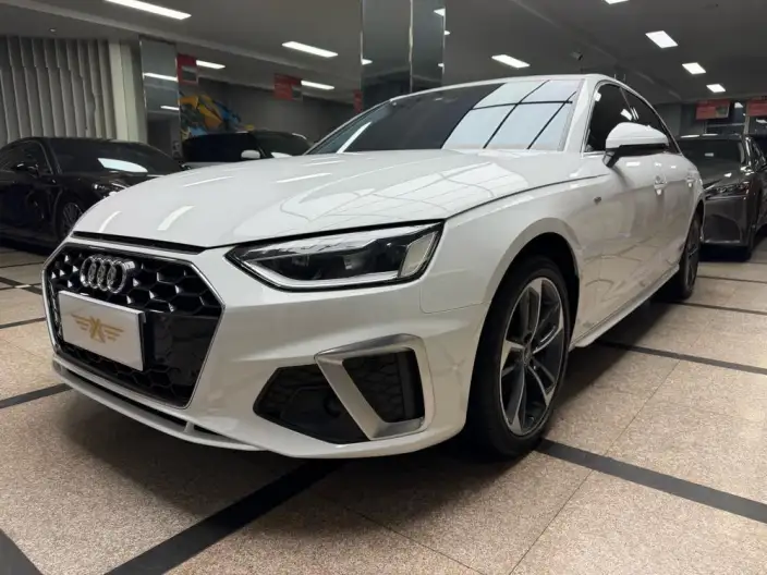 Audi A4 L 2023 Model 40 TFSI Fashion Dynamic Model – фото 1