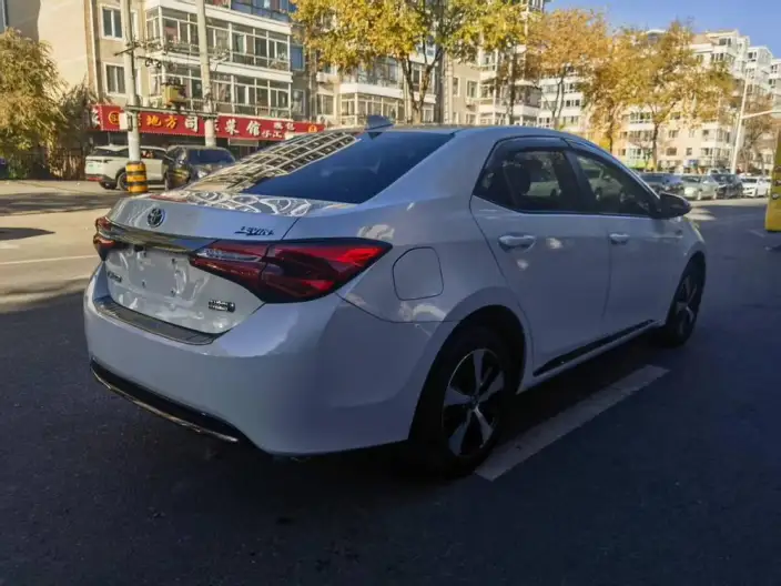 Levin Hybrid E+ 2019 Model 1.8PH V CVT Deluxe Edition – фото 6