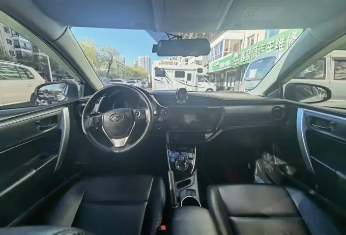 Levin Hybrid E+ 2019 Model 1.8PH V CVT Deluxe Edition – фото 7